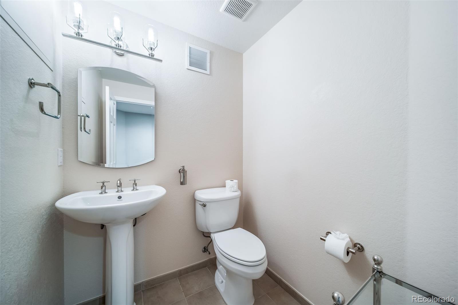 4532 Christensen Circle Littleton CO 80123