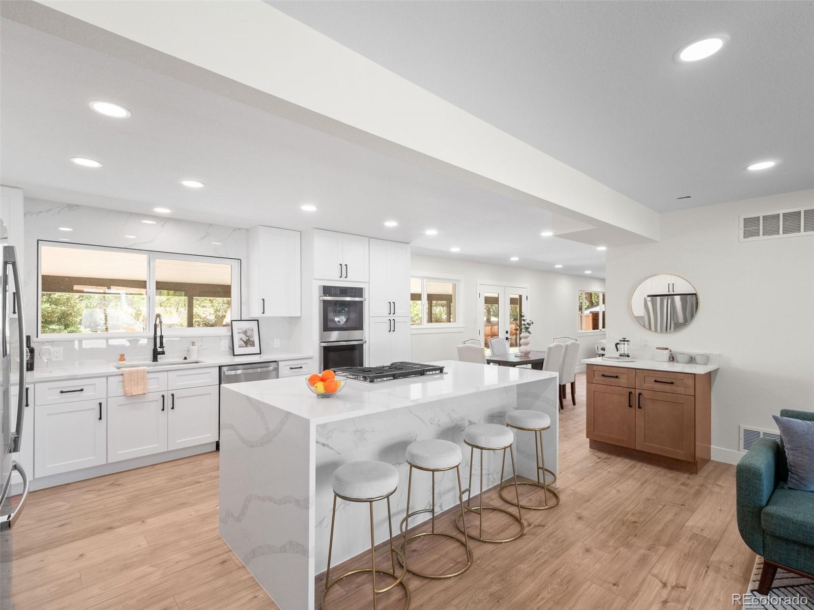5126 W Freemont Littleton CO 80128