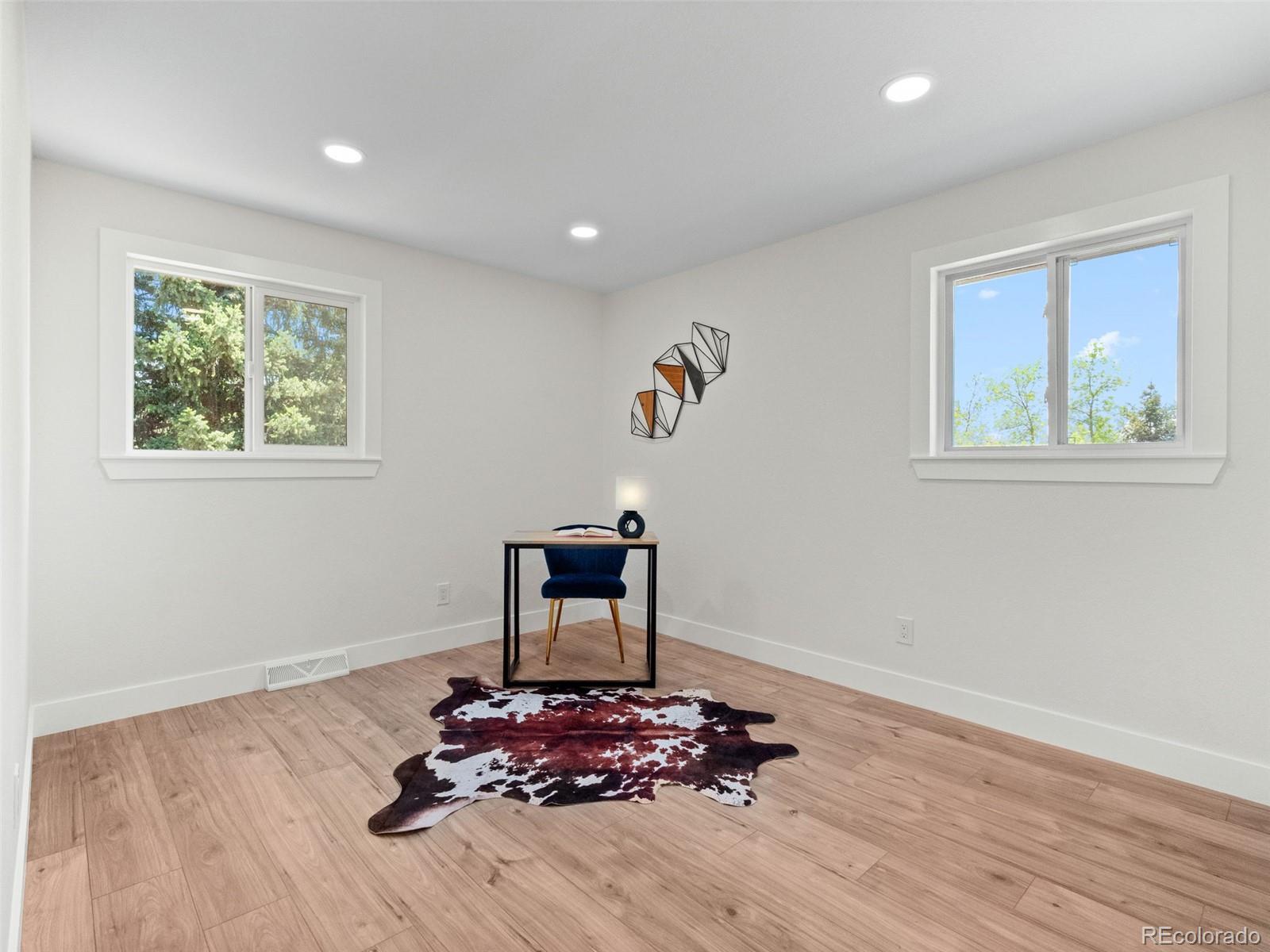 5126 W Freemont Littleton CO 80128