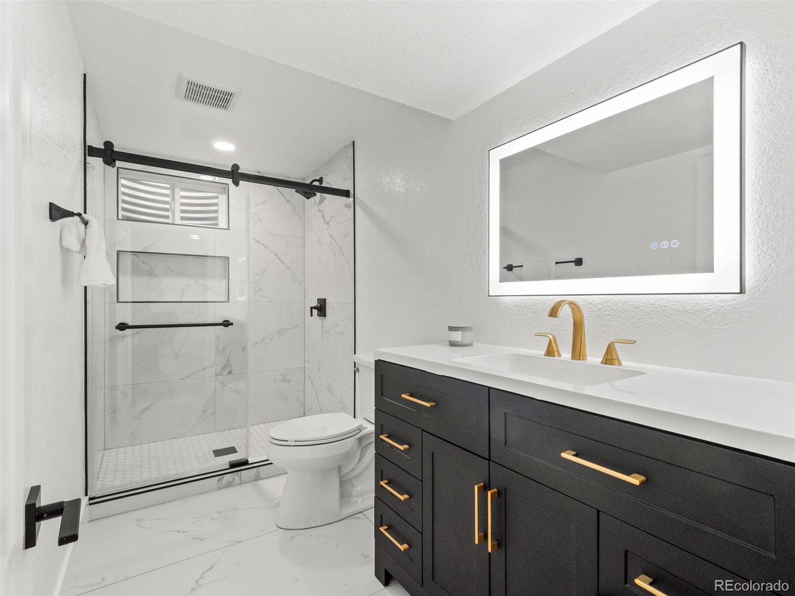 5126 W Freemont Littleton CO 80128