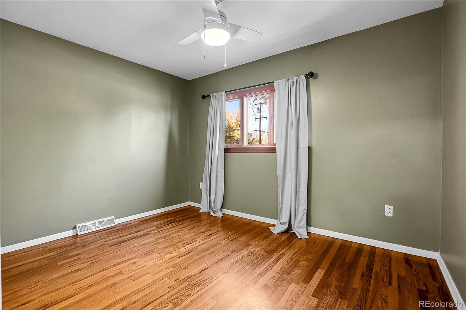 8945 W 49th Avenue Arvada CO 80002