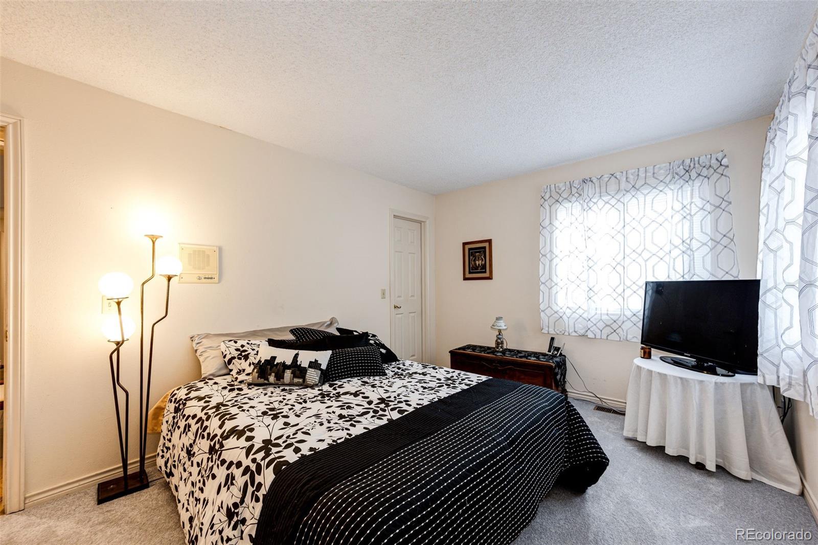2550 S Iris Street Lakewood CO 80227