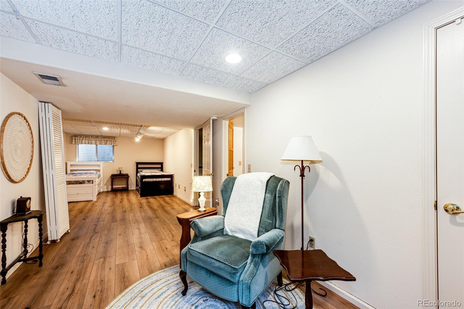 2550 S Iris Street Lakewood CO 80227