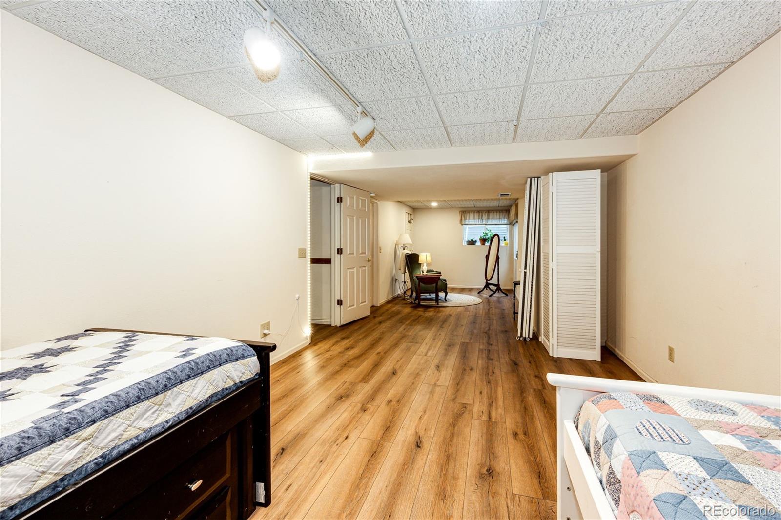 2550 S Iris Street Lakewood CO 80227