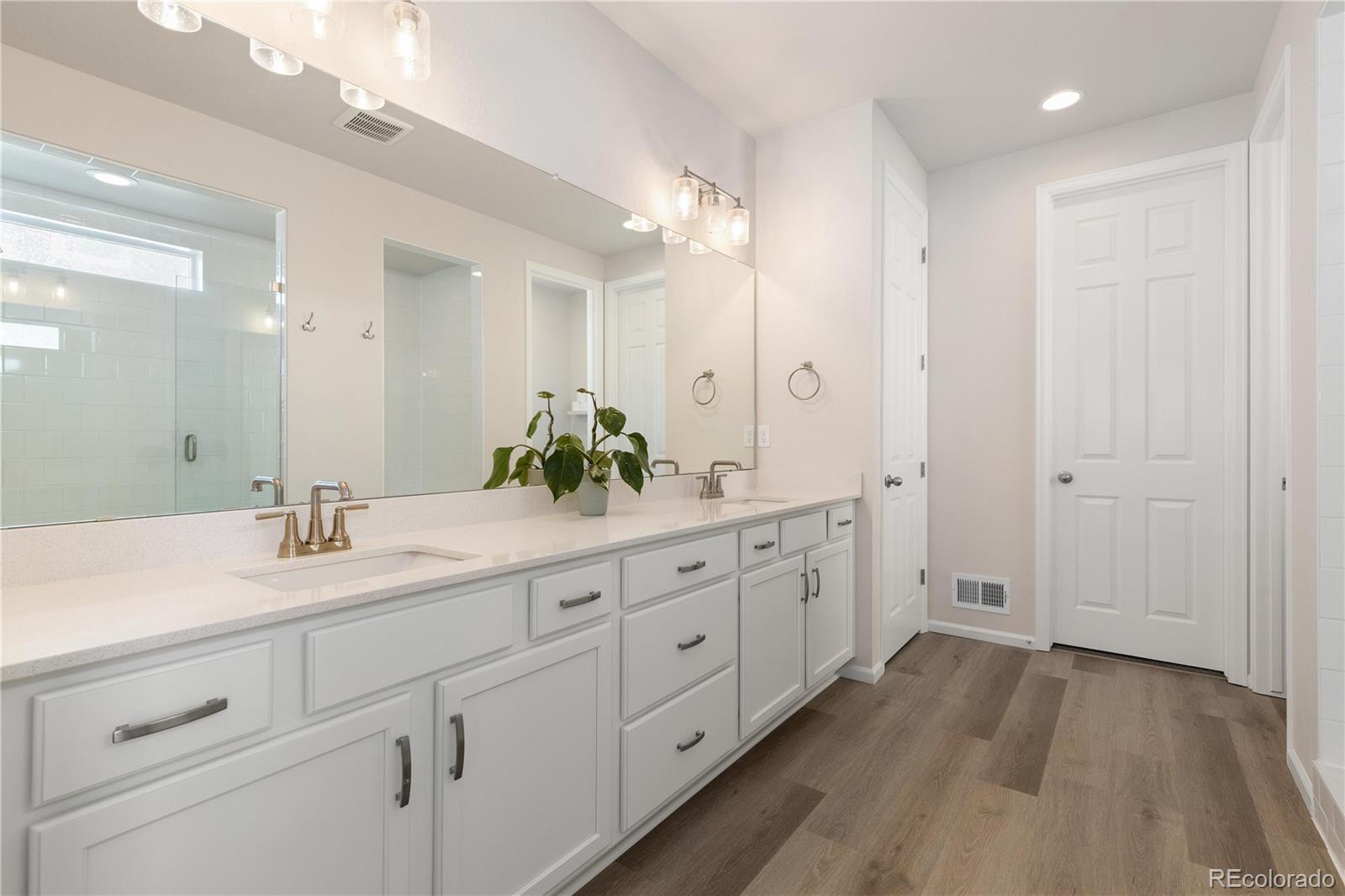 3906 N Irvington Street Aurora CO 80019