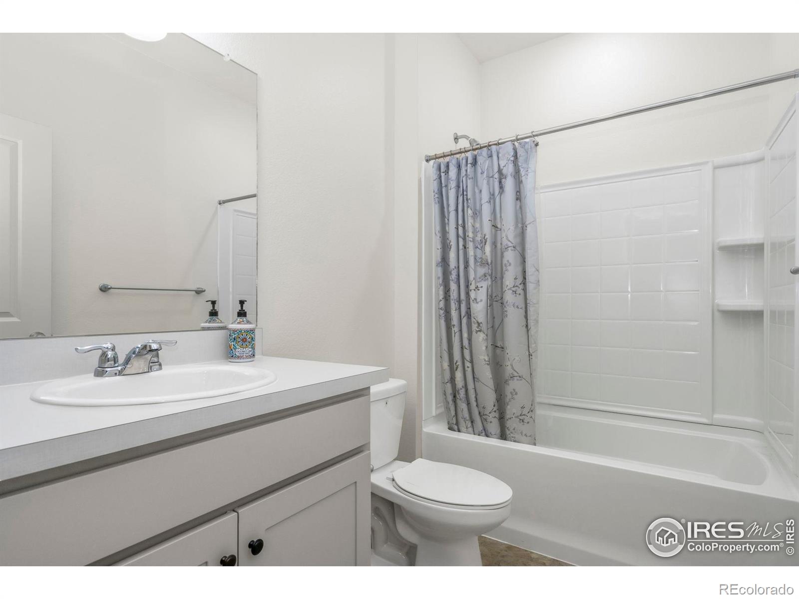 2585 Wren Drive Johnstown CO 80534