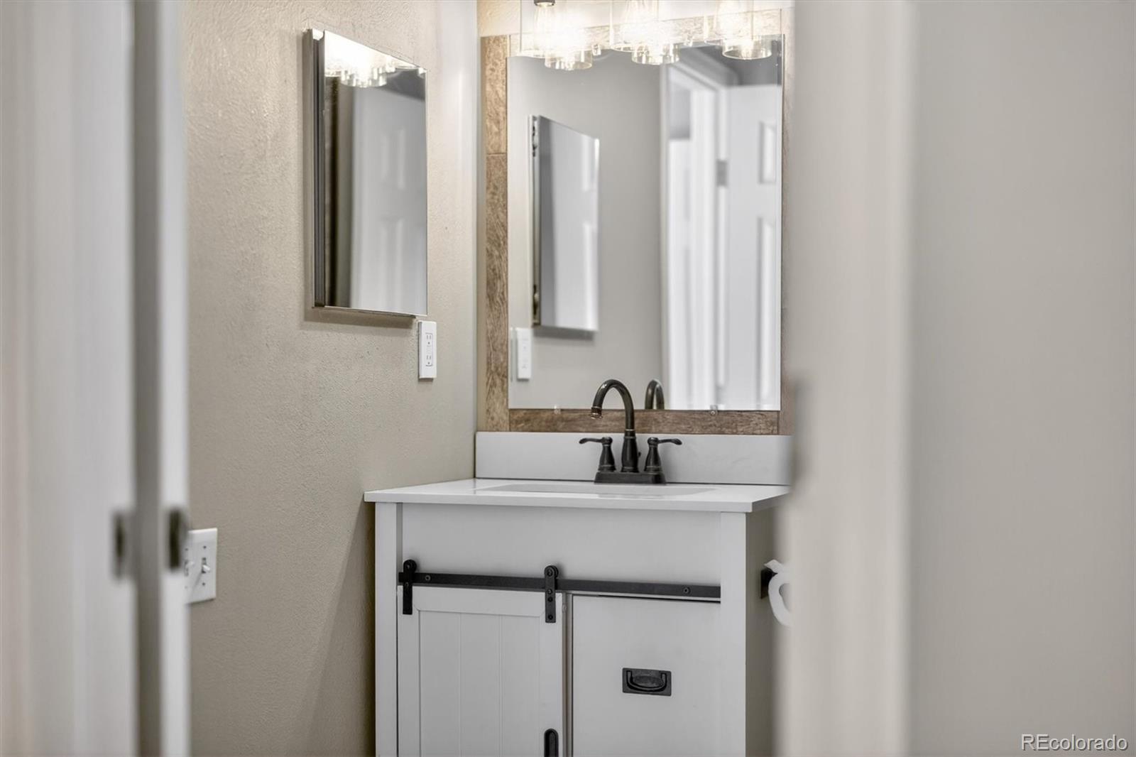 2761 S Salida Way Aurora CO 80013