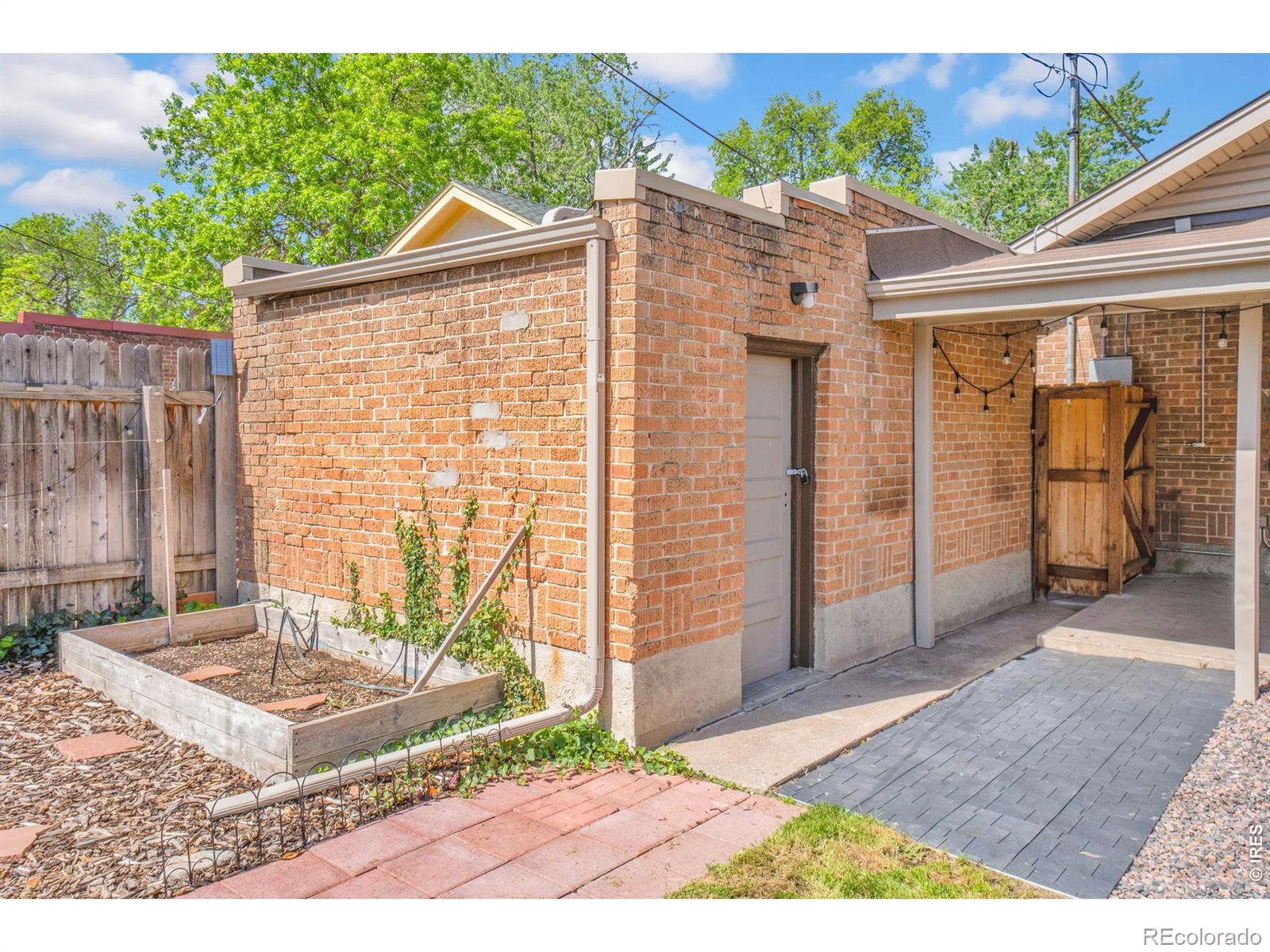 2164 S Lincoln Street Denver CO 80210