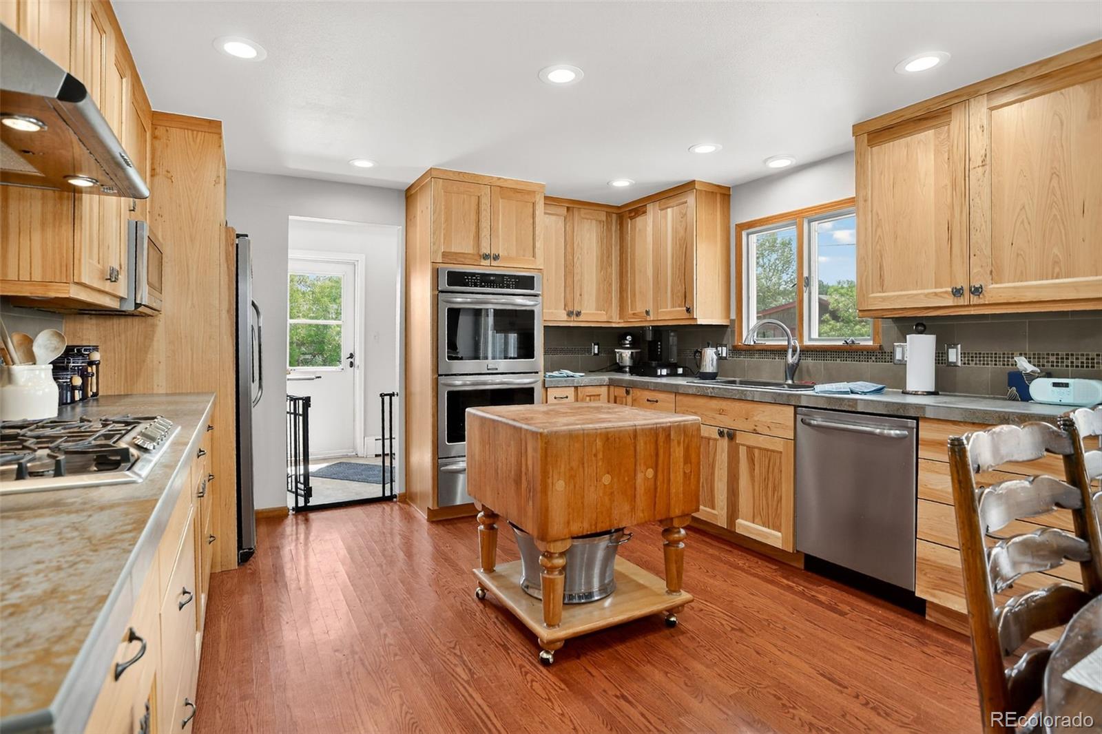 2316 Horseshoe Circle Longmont CO 80504