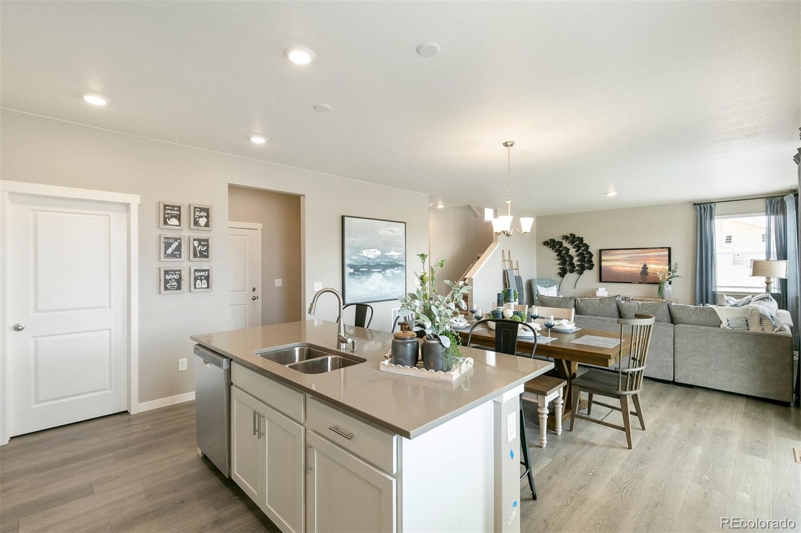 43049 Ganton Club Street Elizabeth CO 80107