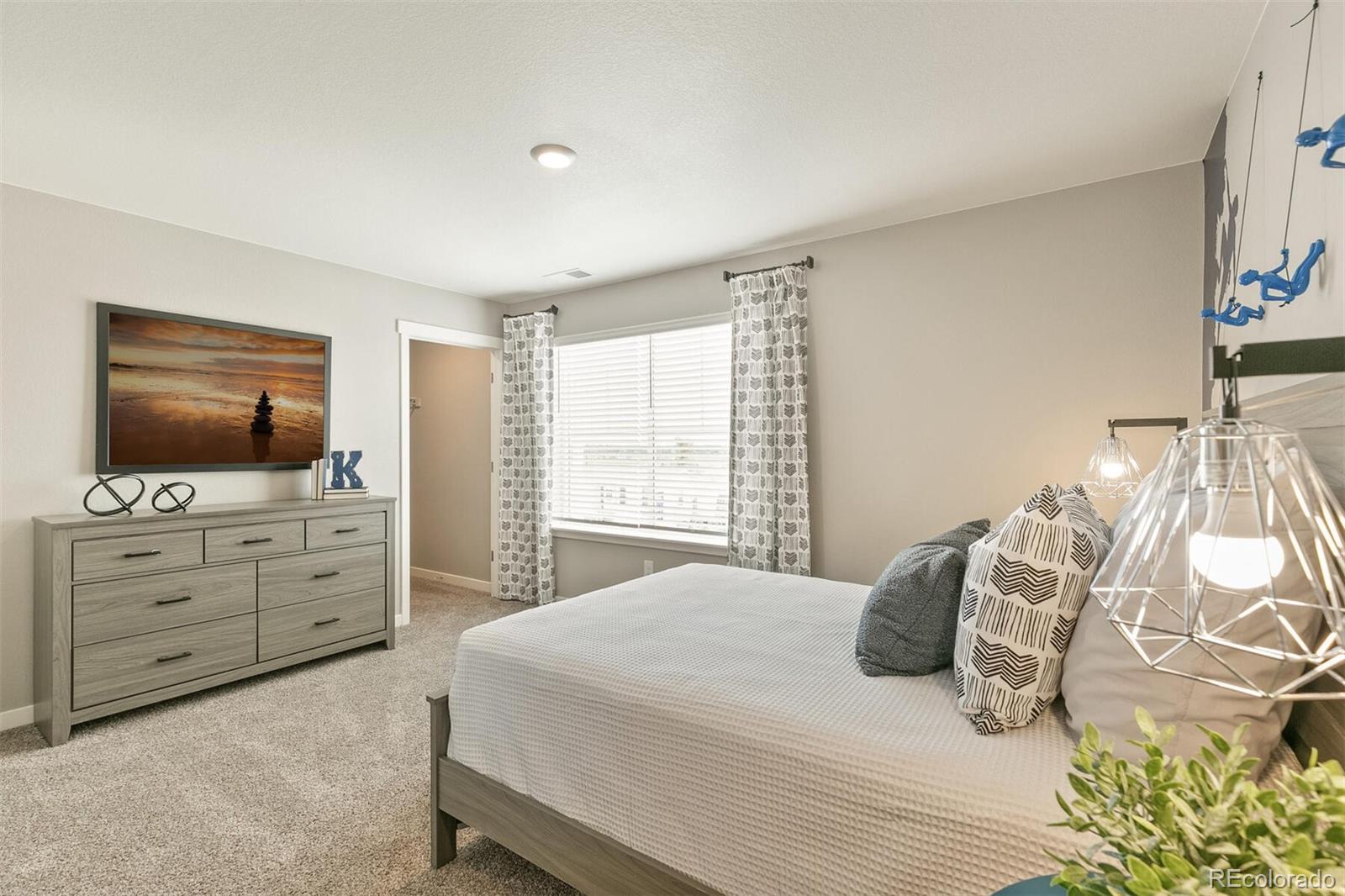 43049 Ganton Club Street Elizabeth CO 80107