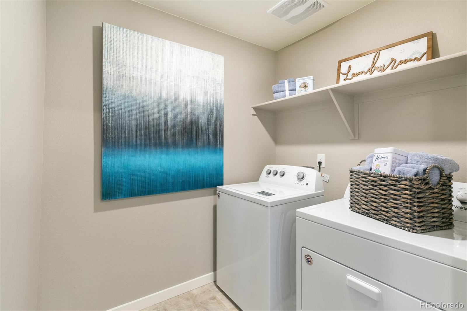 43049 Ganton Club Street Elizabeth CO 80107