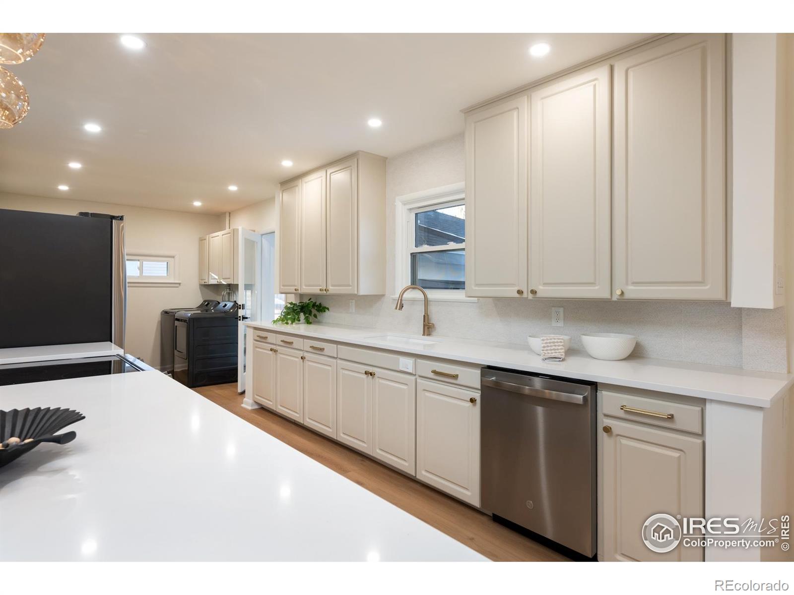 6 Sunset Circle Longmont CO 80501