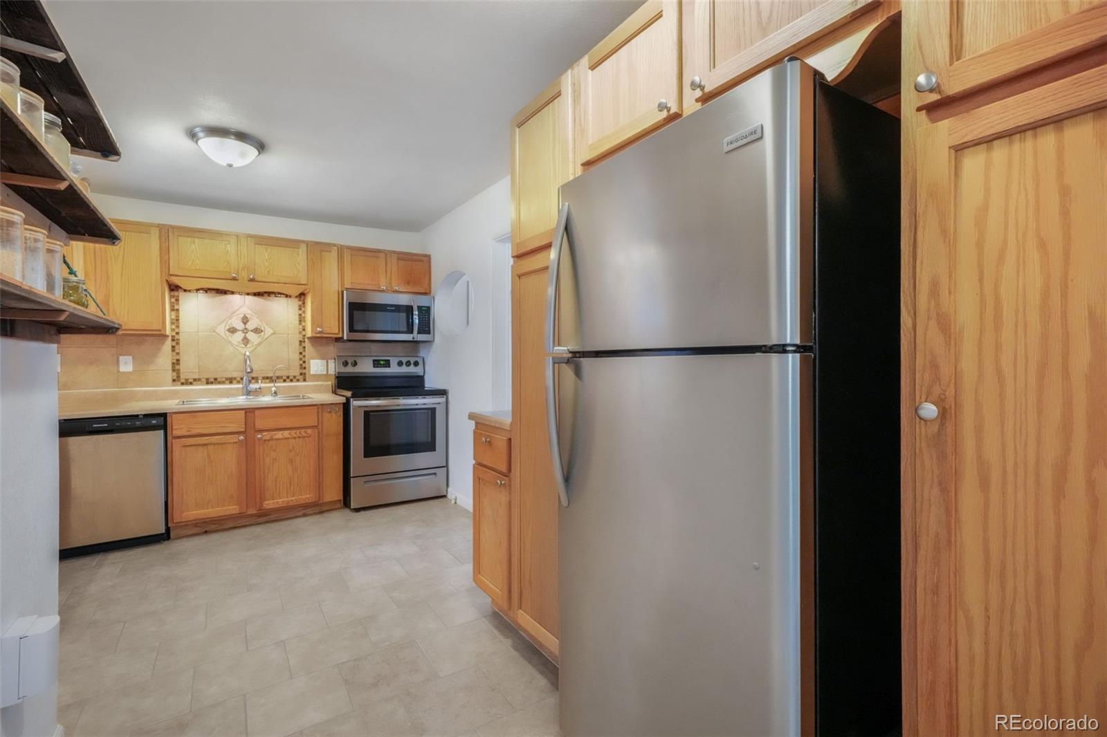 11860 W Independence Avenue Lakewood CO 80401