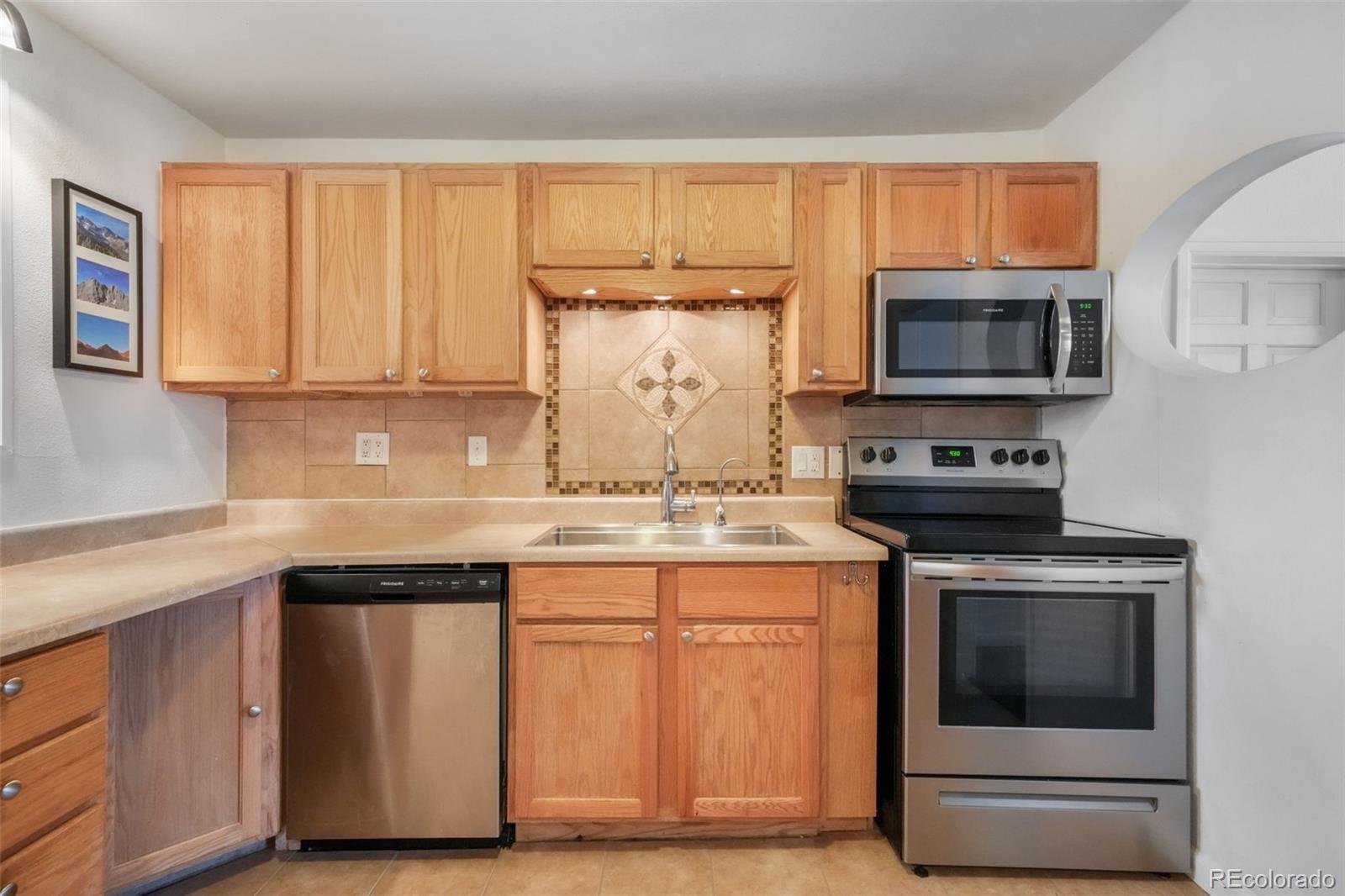 11860 W Independence Avenue Lakewood CO 80401