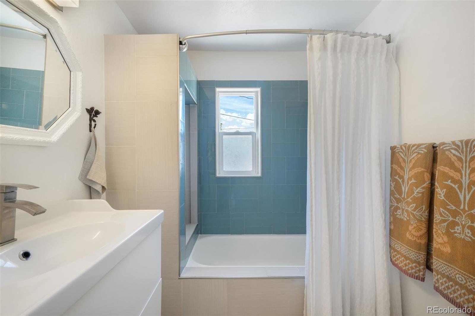 11860 W Independence Avenue Lakewood CO 80401