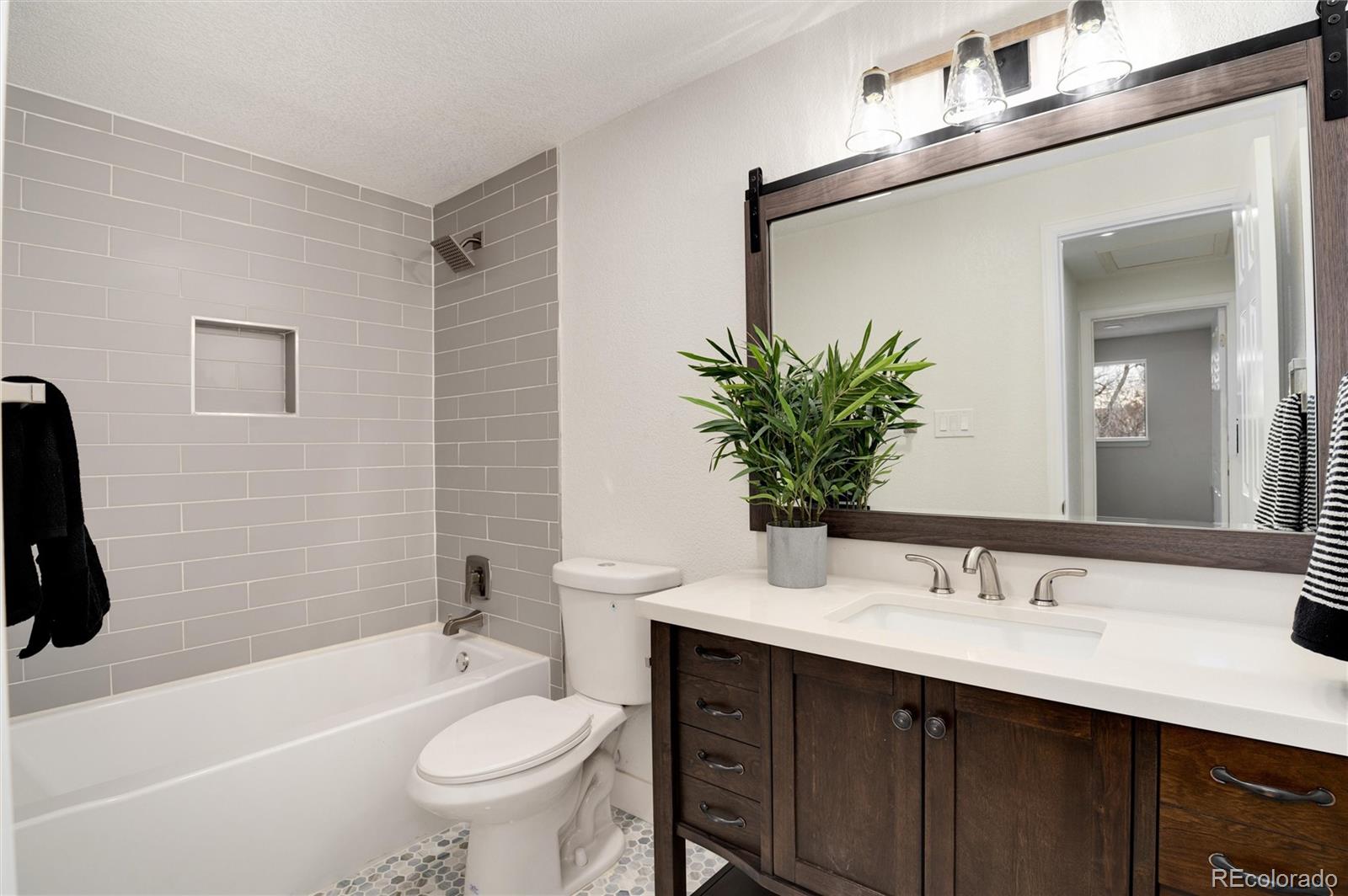 6222 S Marion Way Centennial CO 80121