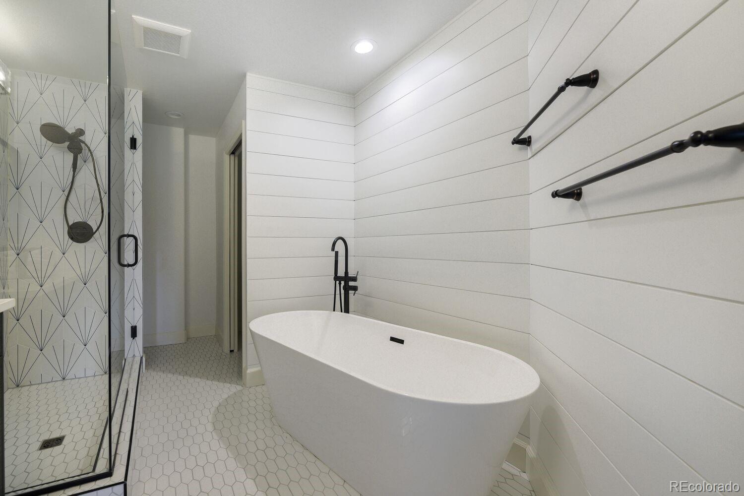 5425 Country Club Drive Larkspur CO 80118