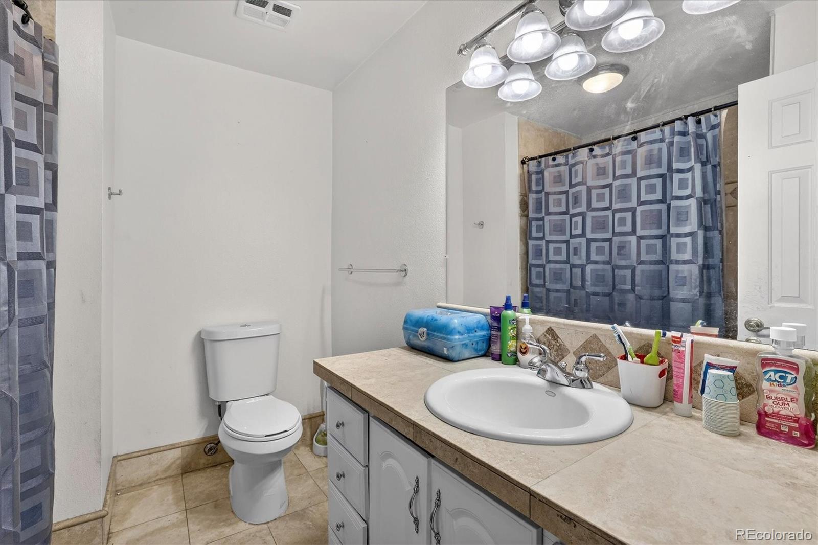 16474 E Girard Avenue Aurora CO 80013