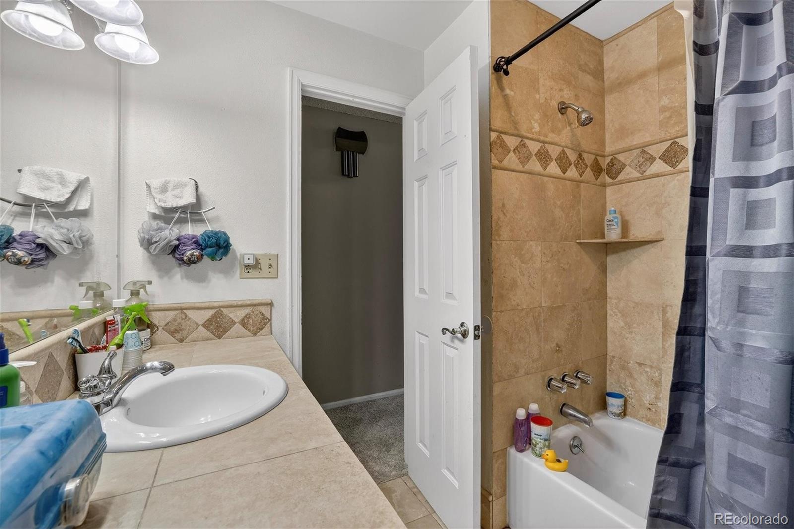 16474 E Girard Avenue Aurora CO 80013