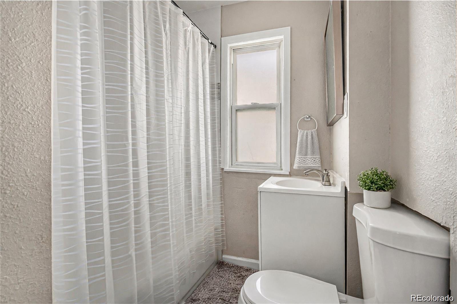1746 Galena Street Aurora CO 80010