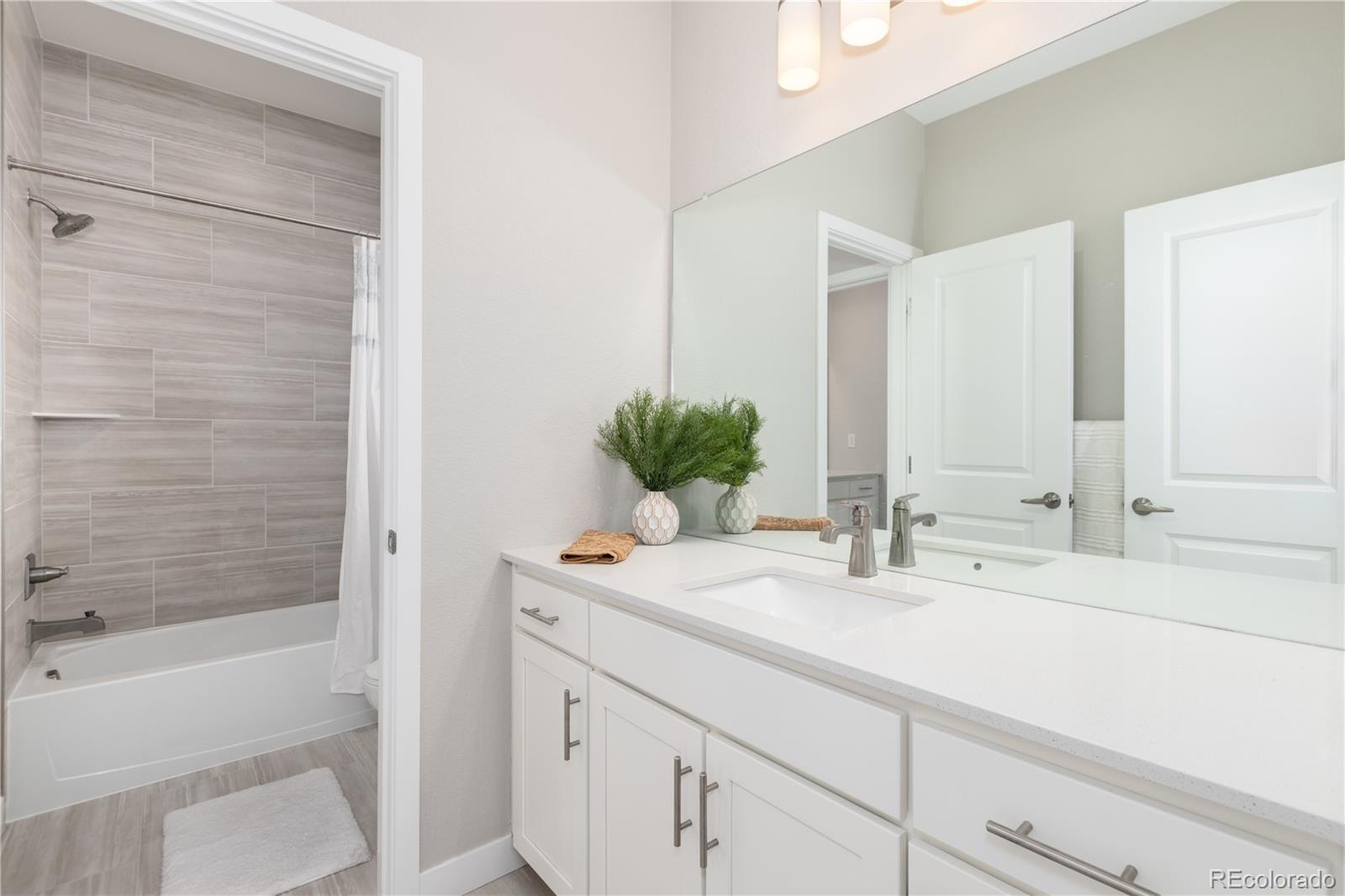 2135 S Poppy Street Lakewood CO 80228
