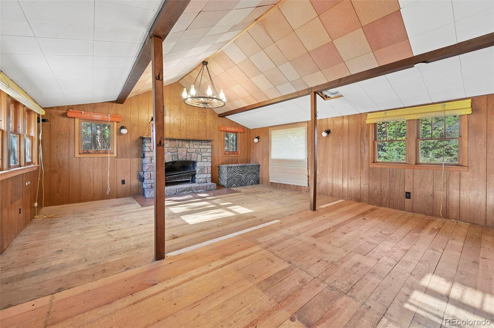 7415 W Us Highway 24 Cascade CO 80809