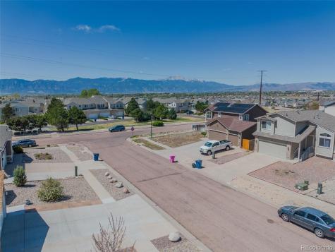 1527 Woodpark Drive Colorado Springs CO 80951