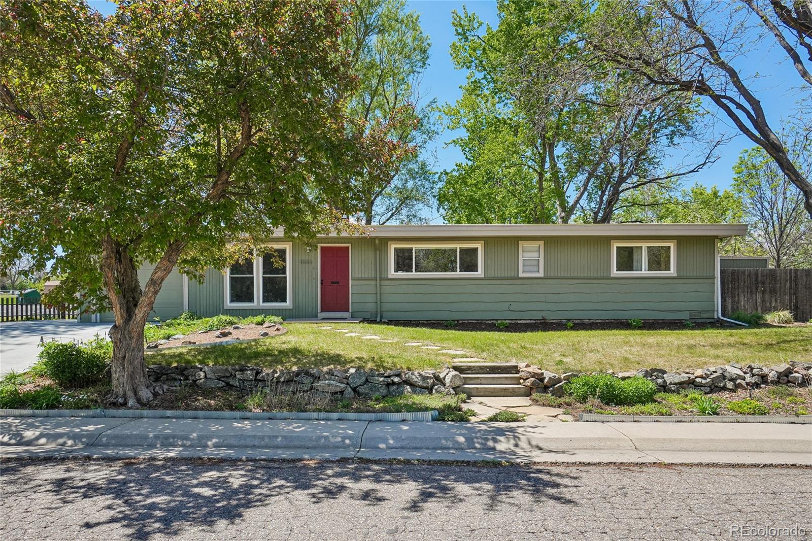 1666 W Sterne Parkway Littleton CO 80120