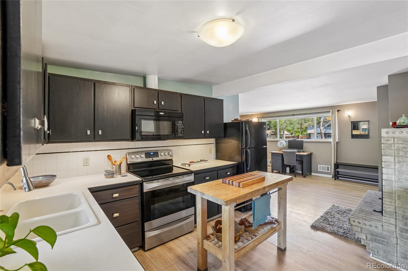 1666 W Sterne Parkway Littleton CO 80120