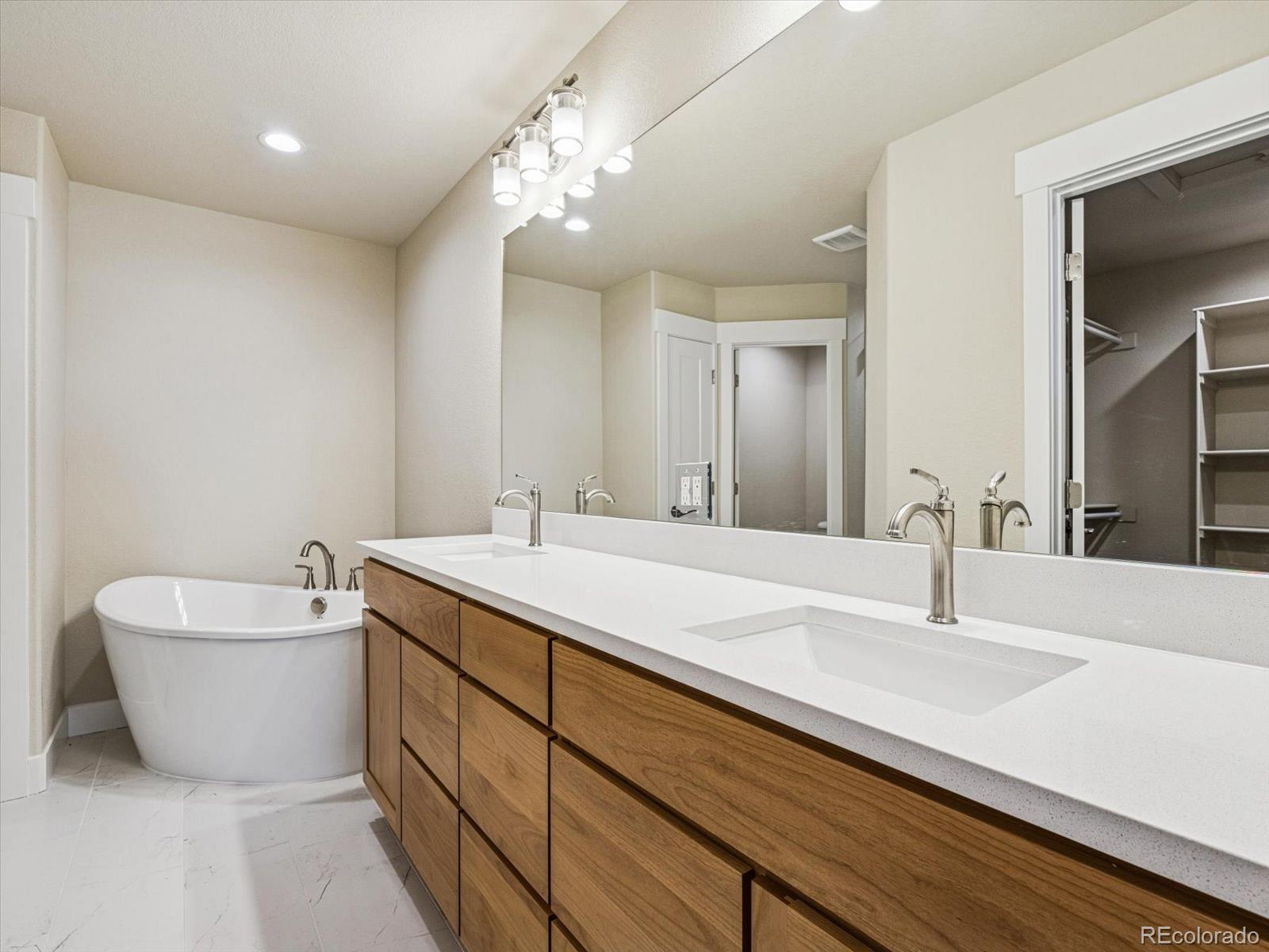 3643 Crested Owl Court Dacono CO 80514