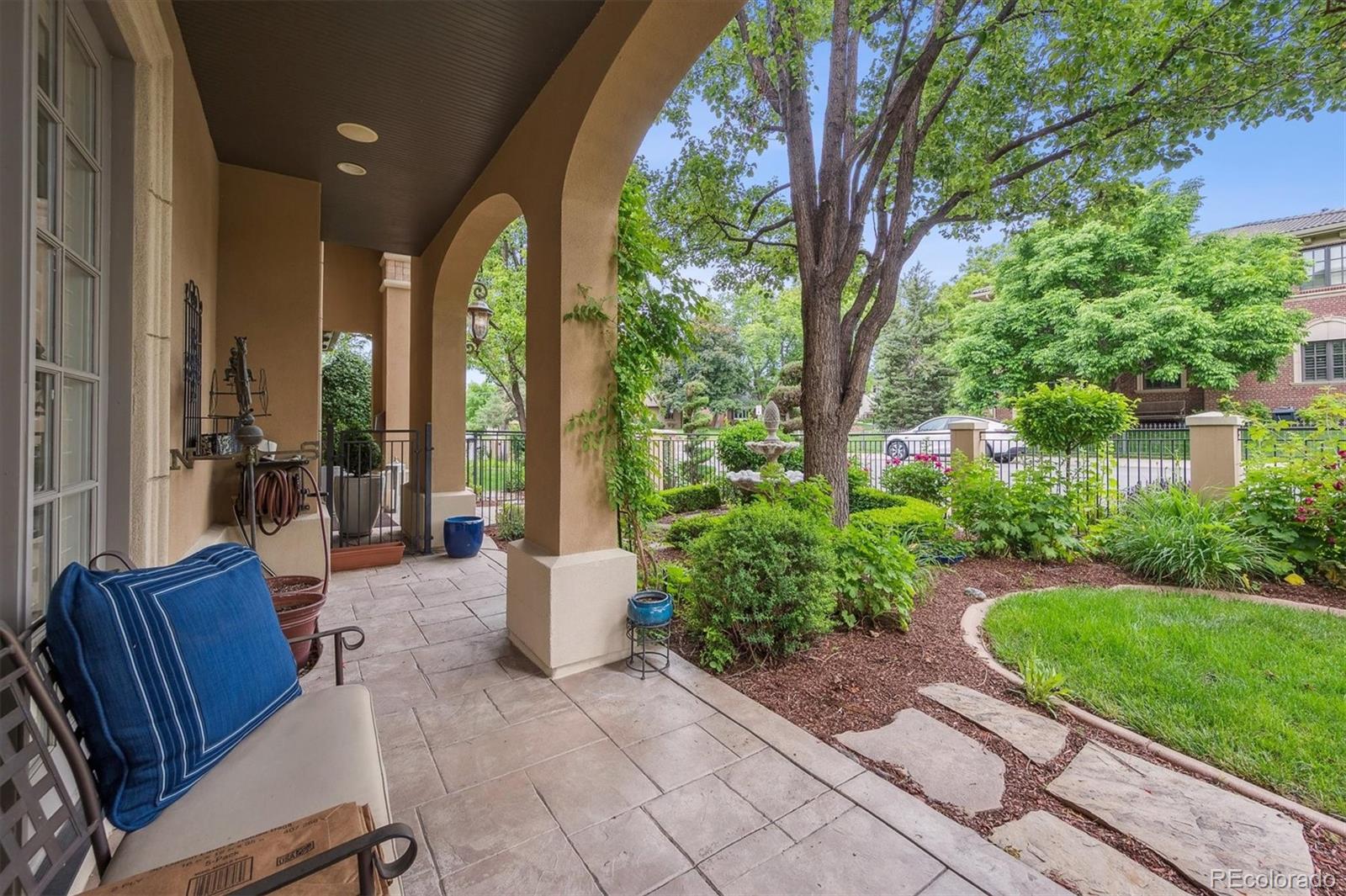 5335 E 2nd Avenue Denver CO 80220