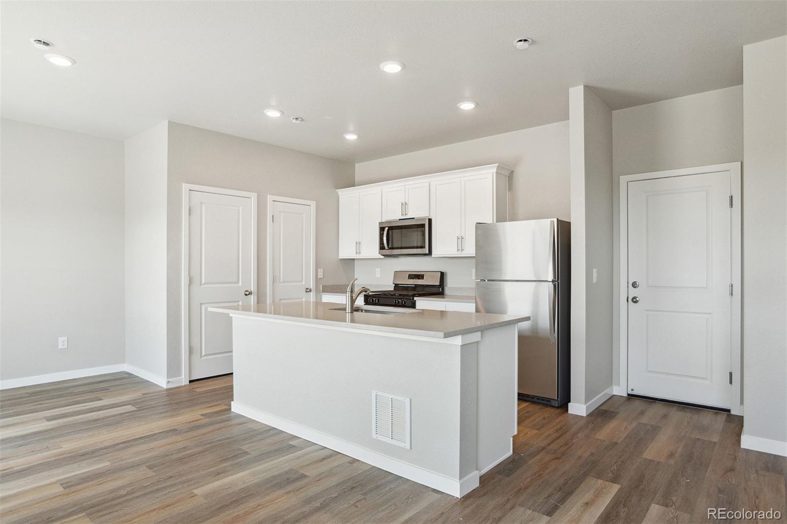 48210 Shetland Drive Bennett CO 80102