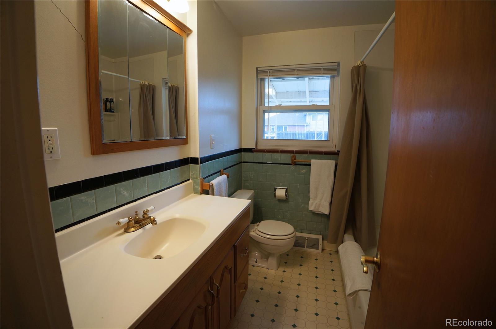 635 Euclid Street Fort Morgan CO 80701