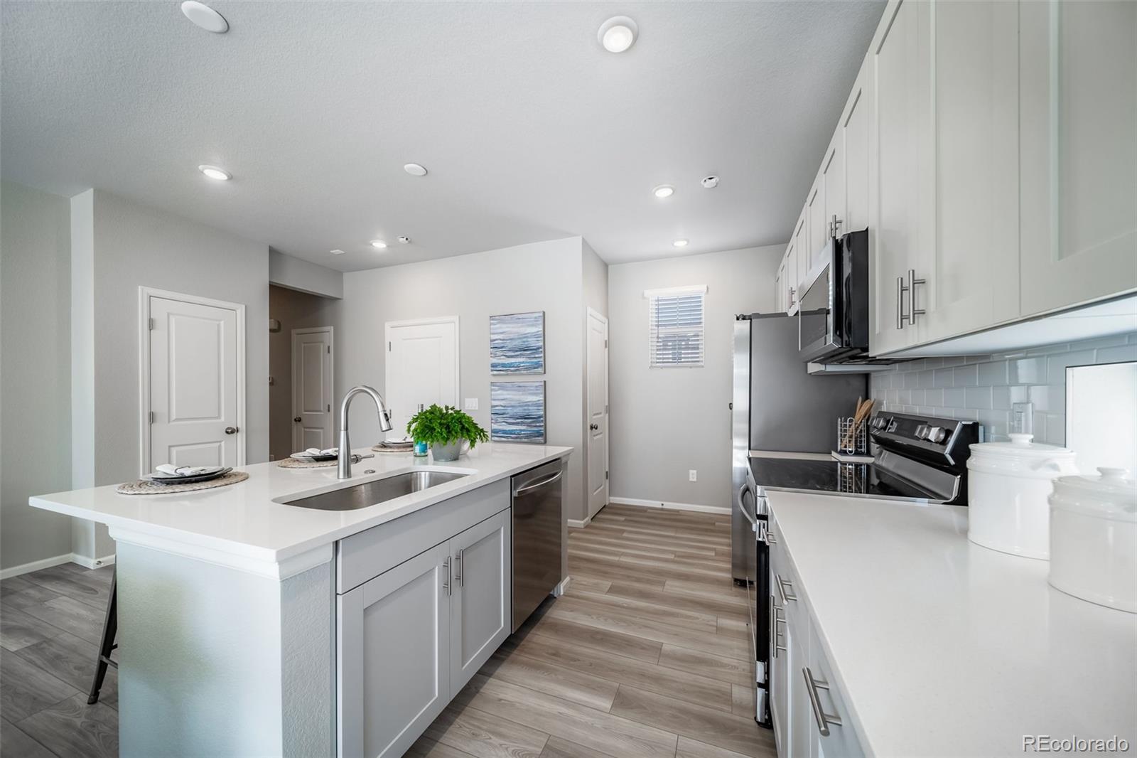 10052 Salem Court Commerce City CO 80022