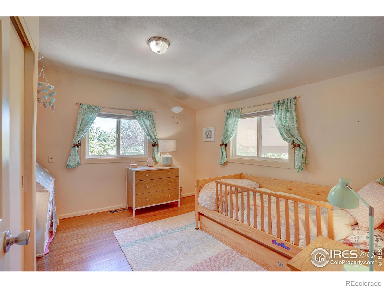 5196 Oxford Road Longmont CO 80503