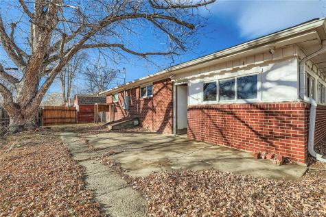 8620 W 52nd Avenue Arvada CO 80002