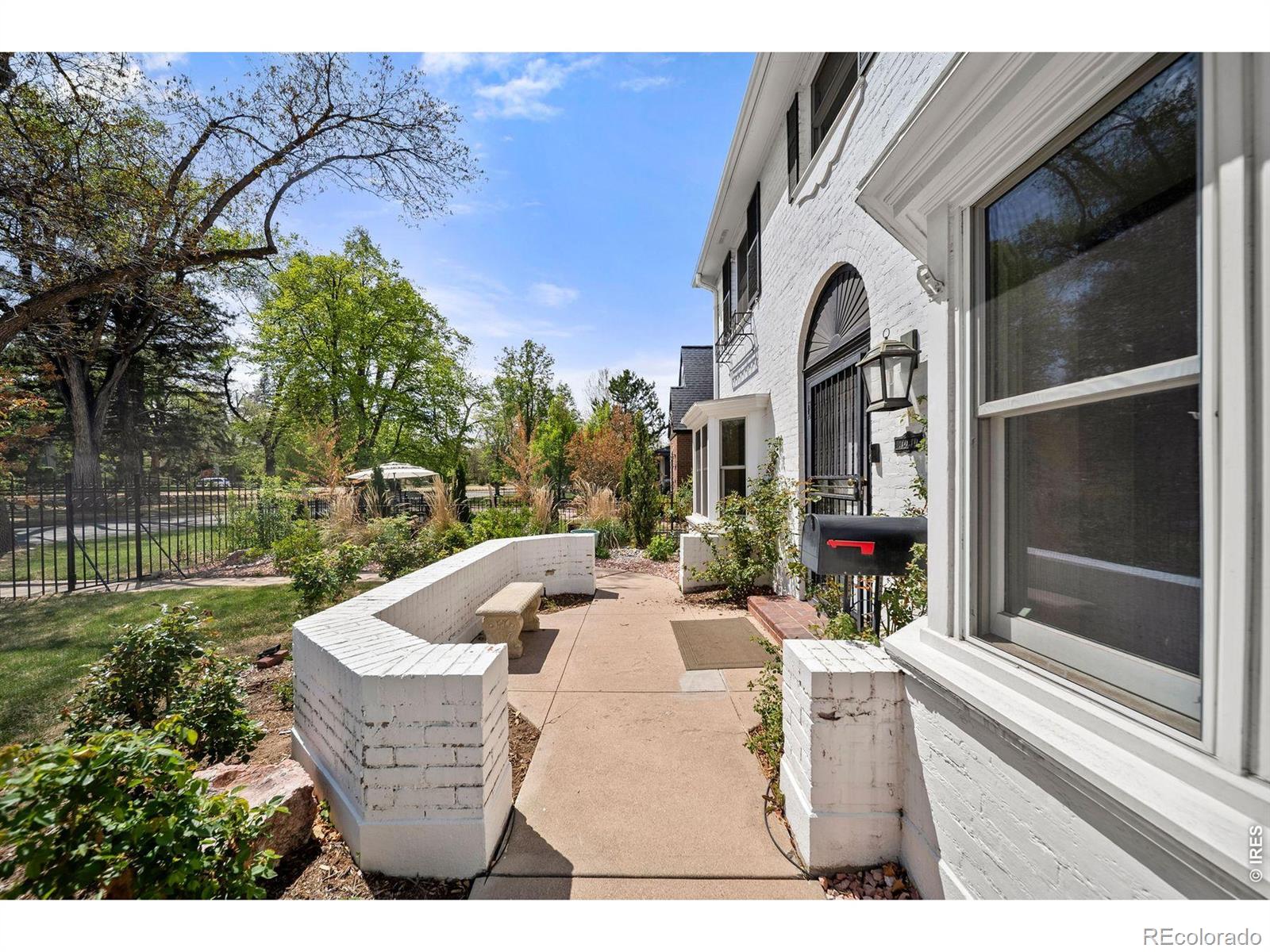 4949 E 6th Ave Parkway Denver CO 80220