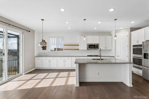 4825 S Riviera Way Aurora CO 80015