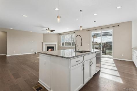 4825 S Riviera Way Aurora CO 80015