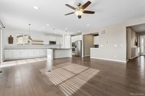 4825 S Riviera Way Aurora CO 80015
