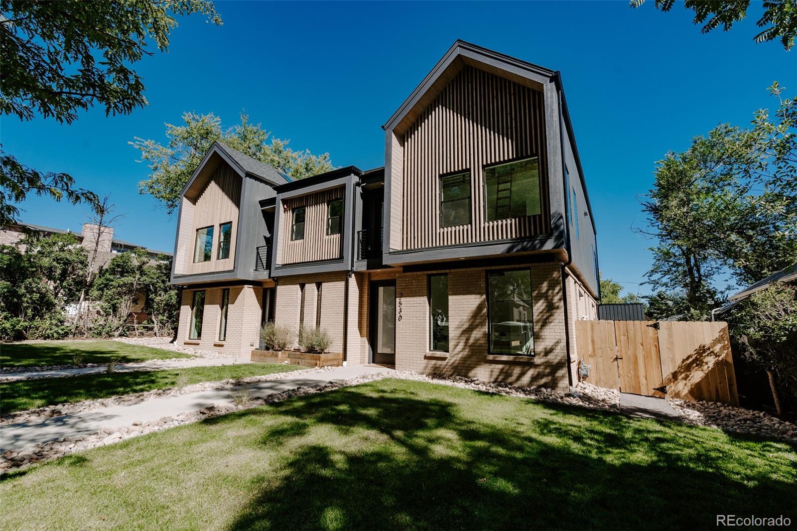 2530 Chase Edgewater CO 80215