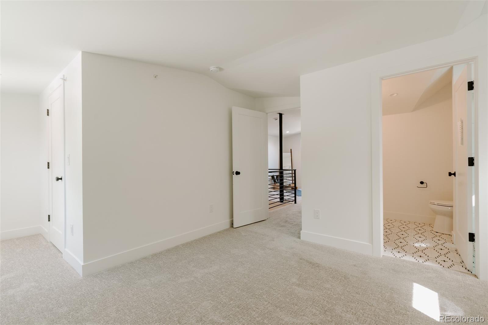 2530 Chase Edgewater CO 80215