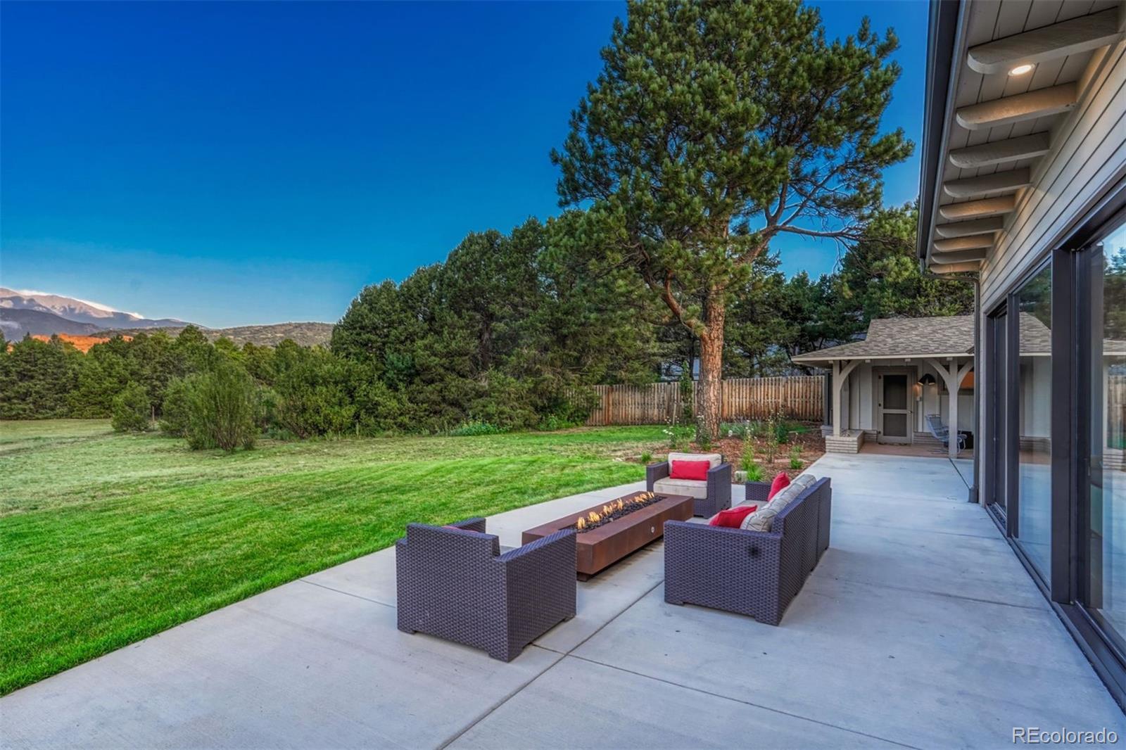 3440 Hill Circle Colorado Springs CO 80904