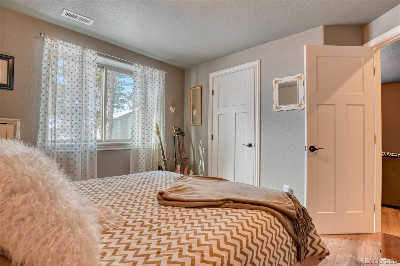 24 Big Horn Circle Florissant CO 80816