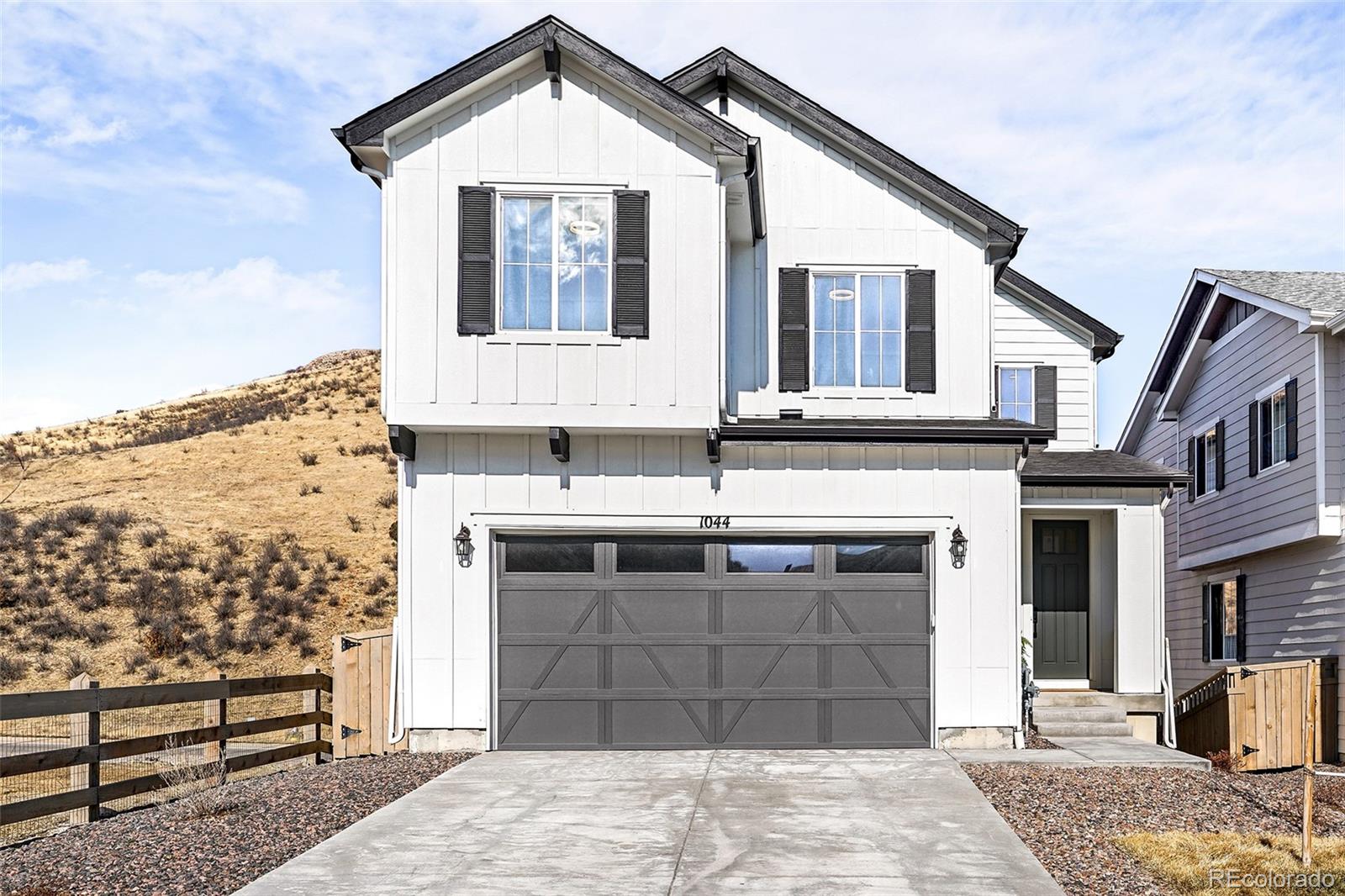 Blackish House sideA＆sideB The ROSE Blackish House sideA＆sideB The ROSE Blackish House Official