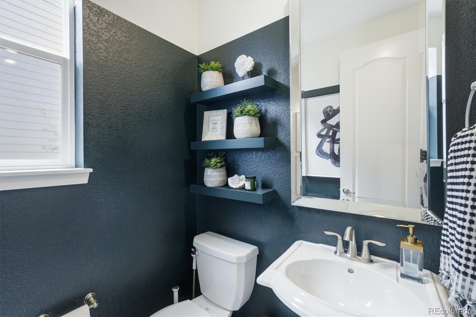 23199 E Narrowleaf Drive Aurora CO 80016