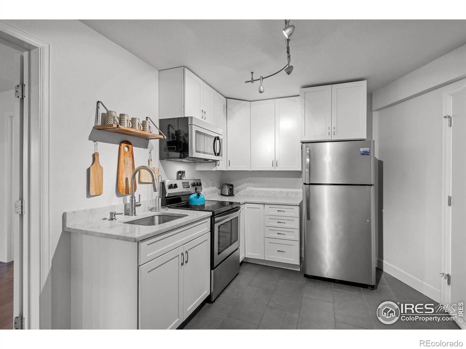 6668 Walker Court Niwot CO 80503