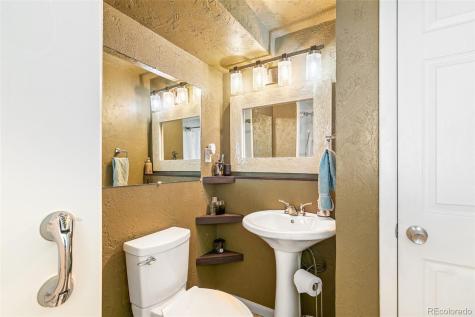 1011 S Nile Way Aurora CO 80012