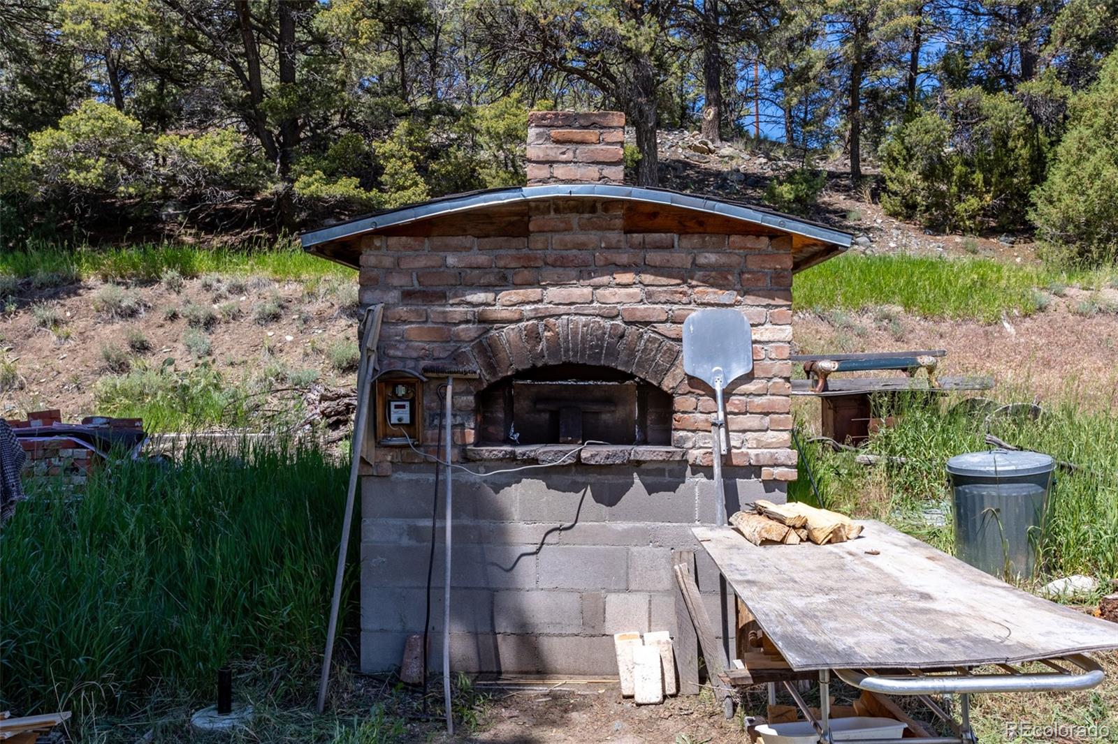 689 County Road 4 Howard CO 81233
